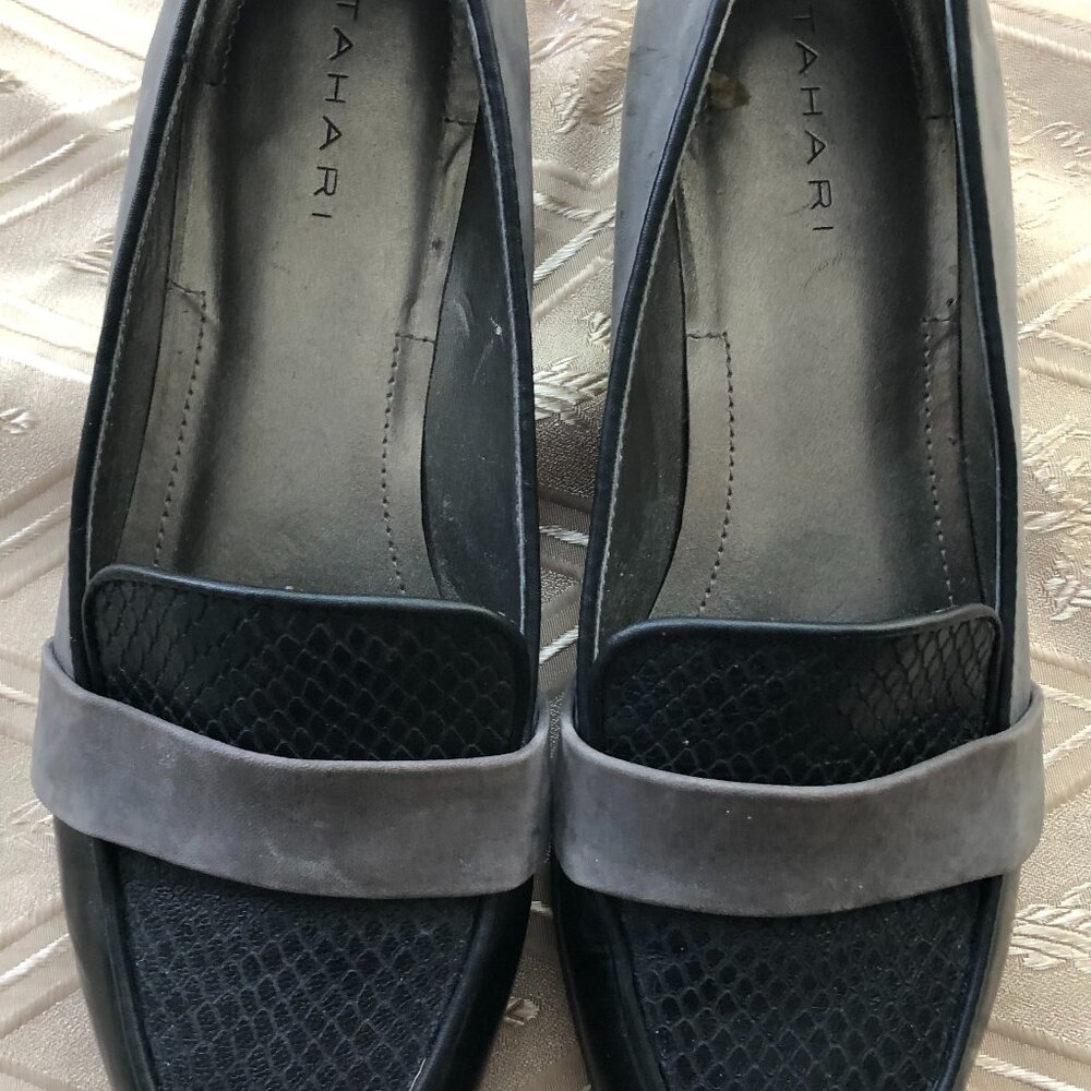 Tahari Lucille Woman's Loafer Block & Grey Shoes Size 8.5